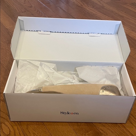 Style & Co. Shoes - Style & Co Tan and Gold Flats